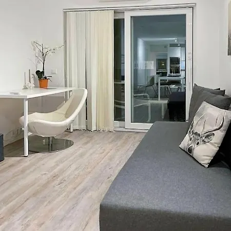 Apartmán Unique Place By Bnb 19 2br, Terrace, Parkingairport Shuttle *