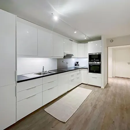 아파트 Unique Place By Bnb 19 2br, Terrace, Parkingairport Shuttle