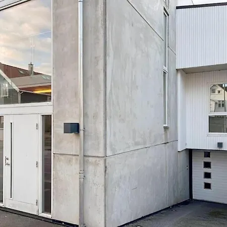 Unique Place By Bnb 19 2br, Terrace, Parkingairport Shuttle * Stavanger