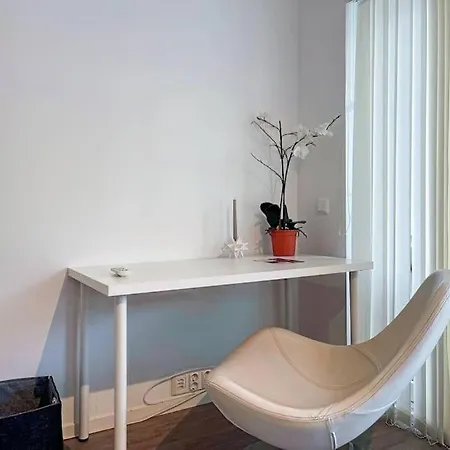 Unique Place By Bnb 19 2br, Terrace, Parkingairport Shuttle Appartement