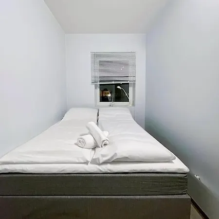 Unique Place By Bnb 19 2br, Terrace, Parkingairport Shuttle