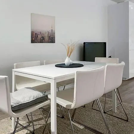 Appartement Unique Place By Bnb 19 2br, Terrace, Parkingairport Shuttle
