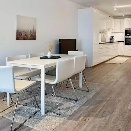 Unique Place By Bnb 19 2br, Terrace, Parkingairport Shuttle Appartement
