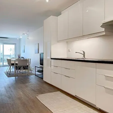 Unique Place By Bnb 19 2br, Terrace, Parkingairport Shuttle