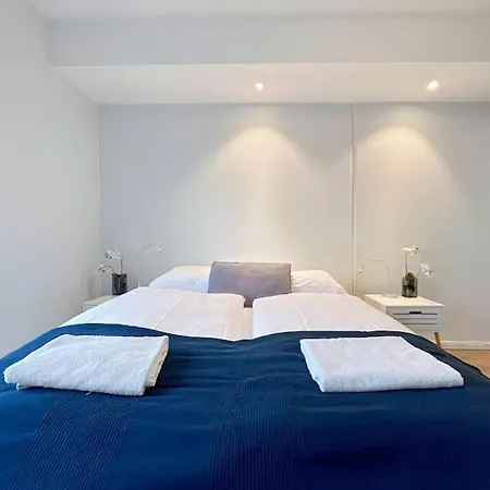 Unique Place By Bnb 19 2br, Terrace, Parkingairport Shuttle *